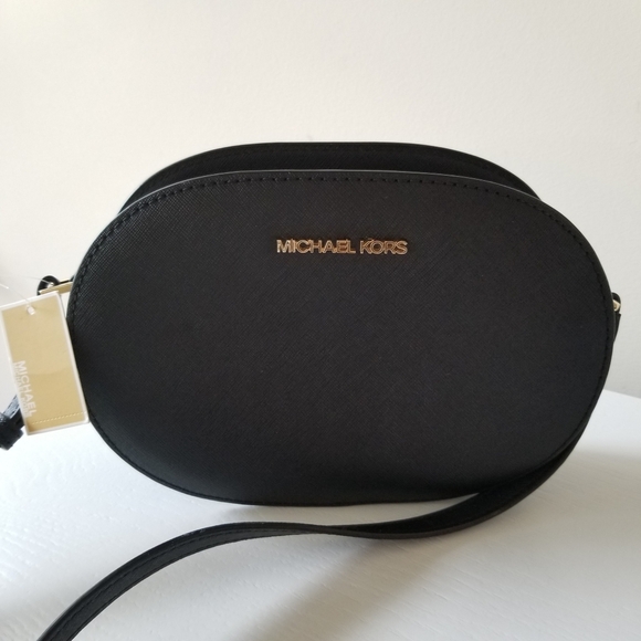 Michael Kors Saffiano Leather Oval Black Crossbody Bag NWT - Picture 1 of 6